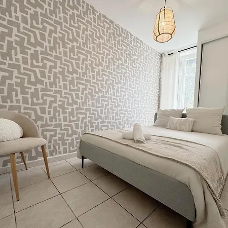 Apartment Sacramento - Check In H24 - Wifi Oullins